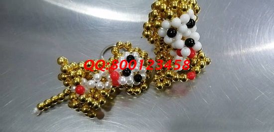 11月25日，流程完善，做手工活掙錢，選擇珠繡手工活外發(fā)加工項目就對了，圖為勵志珠珠繡串珠成品實拍(圖1)