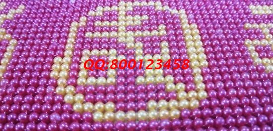 11月27日，想接正規(guī)廠家的手工活，拿回家做的手工活，就選手工老企業(yè)手工之家，圖為勵(lì)志珠珠繡成品細(xì)節(jié)實(shí)拍