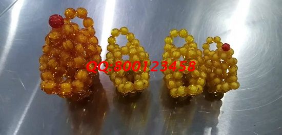 12月8日，拿回家做的手工活，手工活外發(fā)加工項目就選負責任的手工之家，圖為勵志珠珠繡串珠產品實拍(圖4)