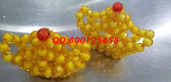 12月8日，拿回家做的手工活，手工活外發(fā)加工項目就選負責任的手工之家，圖為勵志珠珠繡串珠產品實拍(圖3)