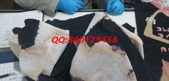 12月24日，可以寄到家做的手工活外發(fā)加工項(xiàng)目，手工之家的珠繡串珠手工值得信任，圖為勵(lì)志珠珠繡成品倉庫驗(yàn)收實(shí)拍(圖3)