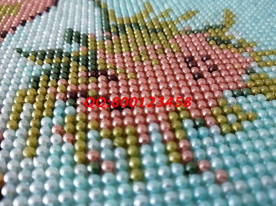 1月22日，可以帶回家做的手工活，手工之家的珠繡外發(fā)手工活是拿回家做的手工活，圖為勵志珠珠繡成品細(xì)節(jié)實(shí)拍