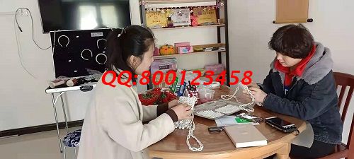 1月30日，正規(guī)手工活在家賺錢，可以寄到家做的手工活，選十多年的手工企業(yè)手工之家的珠繡串珠外發(fā)手工活，圖為各地加工人員工作室剪影