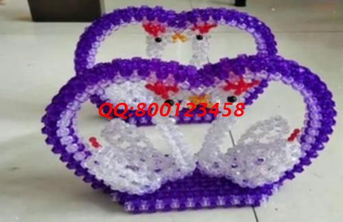 2月8日，手工活兼職，手工活接單，可以寄到家做的手工活選手工之家的珠繡串珠手工，圖為勵(lì)志珠珠繡串珠產(chǎn)品實(shí)拍