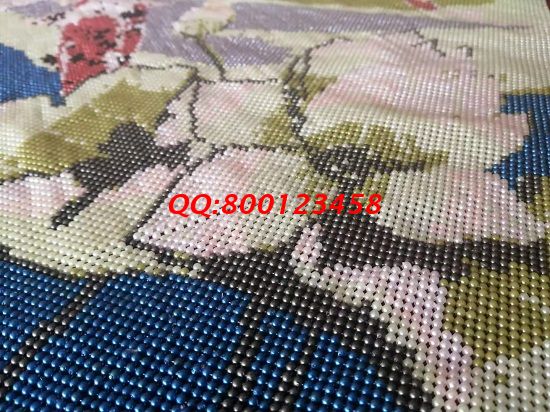 2月12日，附近手工活拿回家做，家庭手工加工活，在家做手工兼職，手工之家的珠繡串珠是個好項目，圖為勵志珠珠繡成品細節(jié)實拍