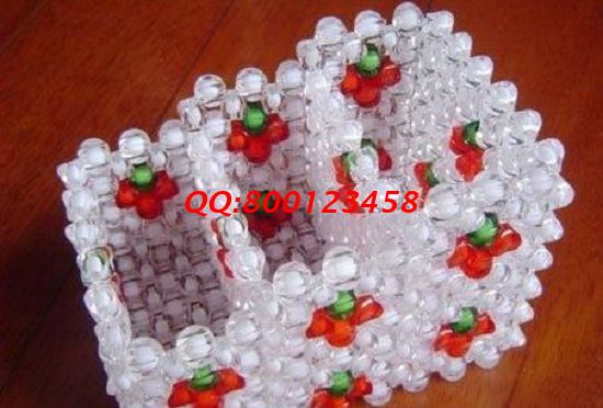 2月14日，在家做手工加工活，選擇了正規(guī)企業(yè)手工之家，還有人問這里的手工活一天能賺多少錢，圖為勵(lì)志珠珠繡串珠（實(shí)用）產(chǎn)品細(xì)節(jié)