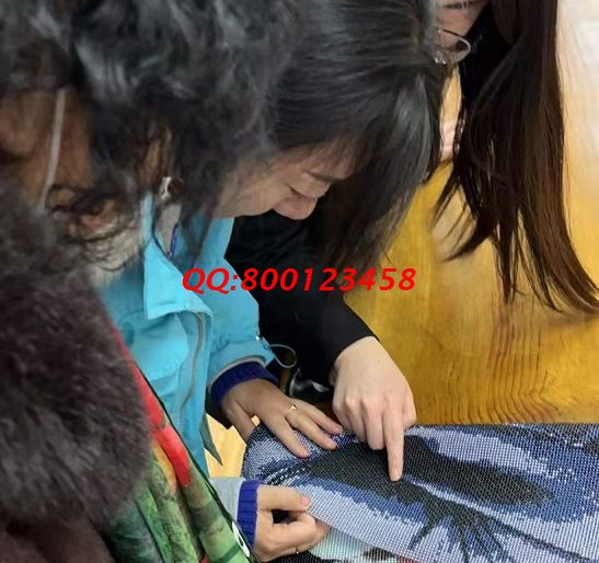 2月18日，家庭手工加工活回收，可以拿回家做的手工，來手工之家手工活接單平臺，圖為手工之家接待加工客戶現(xiàn)場考察合作剪影