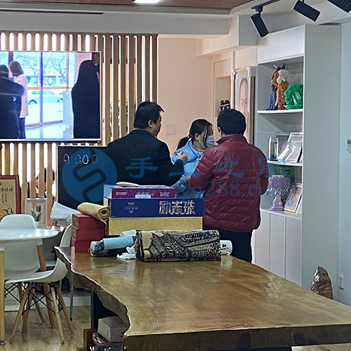 愛好手工不怕路途遠，每天都有人來到手工之家(圖1)