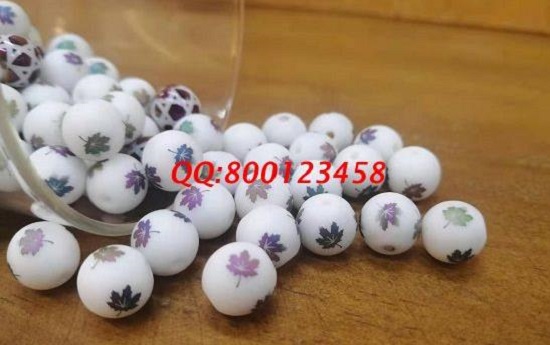 3月5日，手工工藝品在家兼職都能干，可以寄到家做的手工活，很多人選手工之家的珠繡串珠手工，圖為勵(lì)志珠珠繡串珠手工多款繡珠剪影