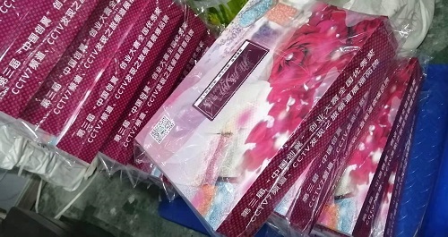 3月14日，純手工活外發(fā)加工，驗(yàn)收入庫及時(shí)、標(biāo)準(zhǔn)明確，十多年的手工企業(yè)手工之家的手工活外發(fā)加工項(xiàng)目讓人放心，圖為倉(cāng)儲(chǔ)部?jī)蓚€(gè)倉(cāng)庫日常剪影