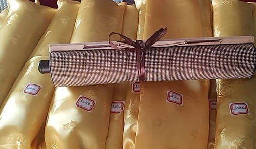 3月21日，可以在家做的手工活，真實可靠的手工活加工，手工之家對加工人員有一些要求，圖為勵志珠珠繡串珠手工產(chǎn)品實拍