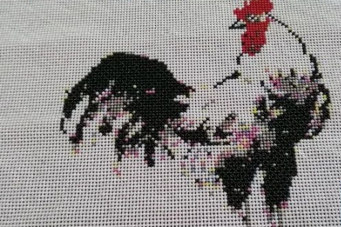 3月25日，可以寄到家做的手工活，在家做手工活掙錢，手工之家的誠信不變，圖為勵志珠珠繡成品細(xì)節(jié)實拍