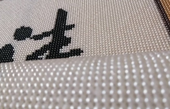 5月16日，可靠的手工活外發(fā)，帶回家做的手工活，手工之家的珠繡串珠手工有了不合格的產(chǎn)品怎么辦，圖為勵志珠珠繡手工產(chǎn)品細節(jié)剪影