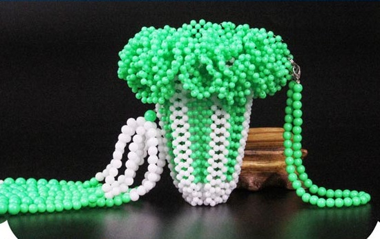 5月24日，可以在家做的手工活，可靠的手工活外發(fā)，做手工之家的珠繡手工活，收入怎么樣？圖為勵志珠珠繡串珠手工產品剪影