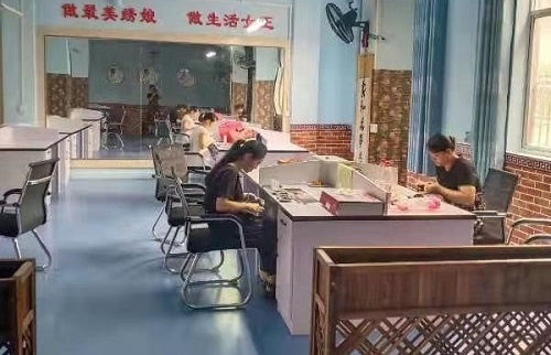 端午粽飄香，居家珠繡忙------手工之家給大家送端午祝福