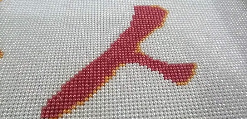 6月4日，拿回家做的手工活，在家兼職手工活，手工之家的珠繡串珠手工相互促進(jìn)、良性發(fā)展，圖為勵(lì)志珠珠繡手工產(chǎn)品剪影