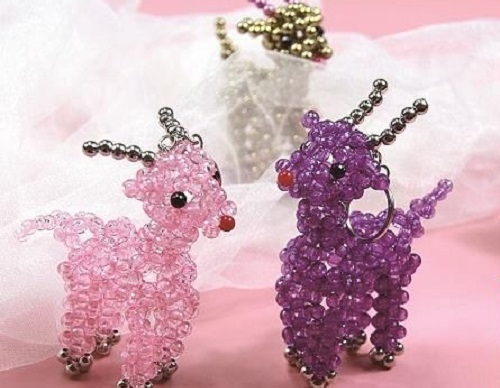 6月5日，在家做的手工活正規(guī)平臺(tái)，手工活兼職，手工之家的合作模式好體現(xiàn)在這里，圖為勵(lì)志珠珠繡串珠手工產(chǎn)品剪影