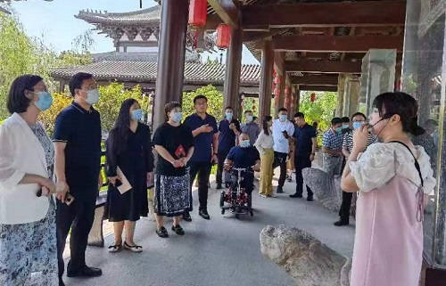 交流研討，在產(chǎn)業(yè)化、市場化、品牌化道路上前行 --- ---記2022邯鄲“青創(chuàng)營”走進(jìn)大名府(圖2)