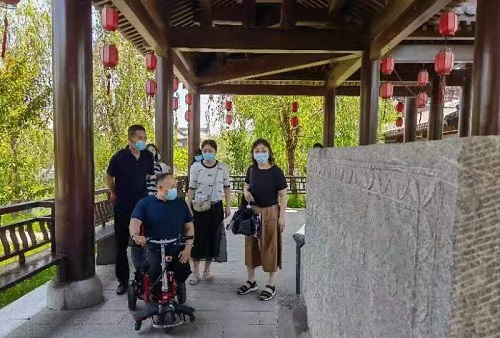 交流研討，在產(chǎn)業(yè)化、市場化、品牌化道路上前行 --- ---記2022邯鄲“青創(chuàng)營”走進(jìn)大名府(圖3)