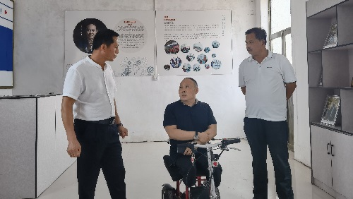 珠繡手工落地生根，讓農(nóng)民能多一份收入(圖1)