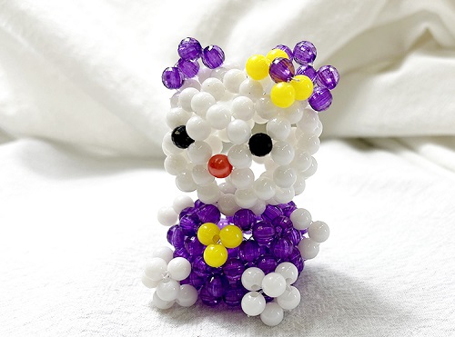 把手工活外放加工領(lǐng)回家做，改變長時間玩手機(jī)的壞習(xí)慣(圖1)