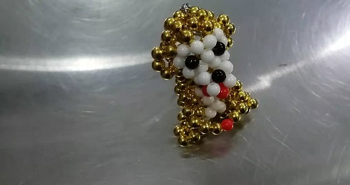 7月25日，加工活外放的正規(guī)公司，純手工活代加工，真正做企業(yè)、做手工事業(yè)的手工之家，圖為勵(lì)志珠珠繡串珠手工產(chǎn)品剪影