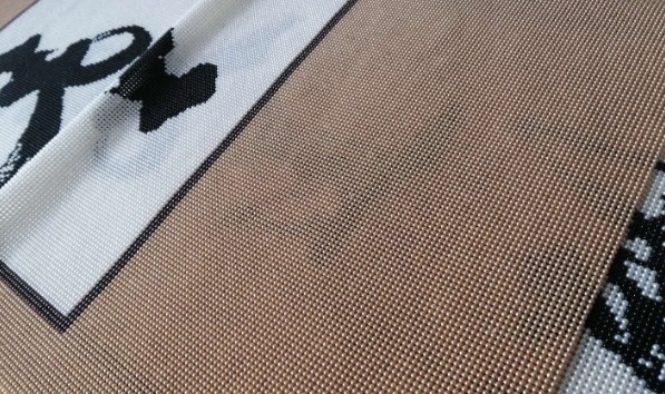 7月31日，可靠的手工活外發(fā)，在家做手工兼職，月末月初，手工之家對要做手工活掙錢的人這樣說，圖為勵志珠珠繡串珠手工產品剪影