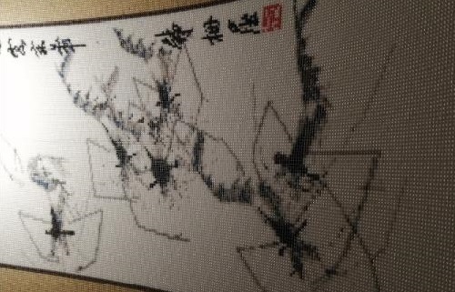 8月5日，想接正規(guī)廠家的手工活，想在家做手工活掙錢，手工之家為大家提供搭建舞臺、提供支持、創(chuàng)造條件，圖為勵志珠珠繡串珠手工產(chǎn)品剪影