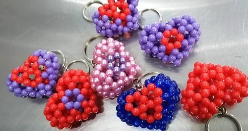 真值得，花閑暇時間在家做串珠外接手工活常年都有收入(圖1)