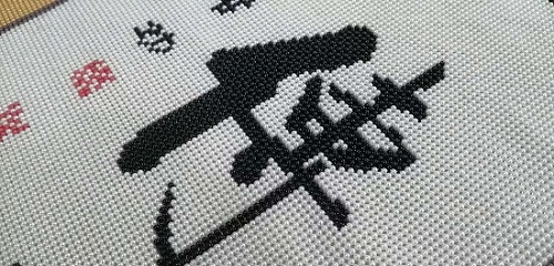 8月23日，純手工活代加工，手工活加工，就業(yè)創(chuàng)業(yè)可行，手工之家服務(wù)大家足不出戶有活干，圖為勵(lì)志珠珠繡手工產(chǎn)品剪影