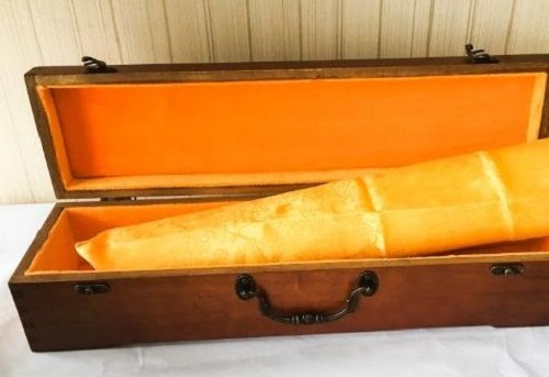 8月31日，在家做手工活賺錢，手工活正規(guī)可靠，手工之家的銷售體系是不斷開發(fā)拓展的，圖為勵志珠珠繡串珠手工產品外包裝剪影