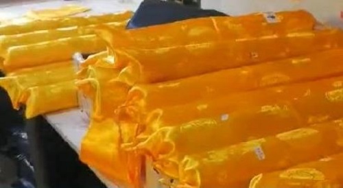 9月8日，純手工活代加工，可靠的手工活外發(fā)，手工之家的加工人員里男女老少都有，圖為勵志珠珠繡串珠手工產(chǎn)品剪影