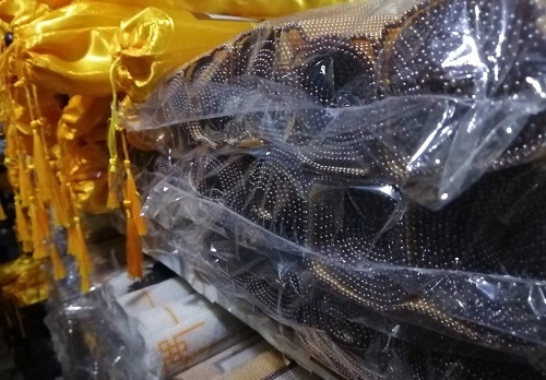 9月21日，可靠的手工活外發(fā)，正規(guī)手工活大批量外發(fā)加工，要做好手工之家的珠繡串珠手工，這幾點(diǎn)很重要，圖為勵(lì)志珠珠繡串珠手工產(chǎn)品剪影