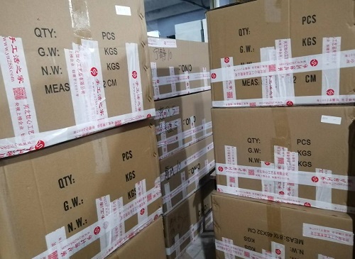 9月30日，想接正規(guī)廠家的手工活，手工活外發(fā)加工項(xiàng)目，很多人選擇手工之家手工創(chuàng)業(yè)成功，圖為勵(lì)志珠珠繡串珠手工材料倉庫備貨剪影