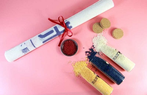 用責(zé)任和愛(ài)心，幫更多的人居家手工掙錢 --- --- 記手工之家優(yōu)秀合作伙伴云南楊女士