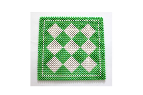 3月29日，純手工加工項目，在家掙錢的好副業(yè)，加入手工之家，能給自己和家庭帶來這么多，圖為勵志珠珠繡串珠手工產(chǎn)品剪影