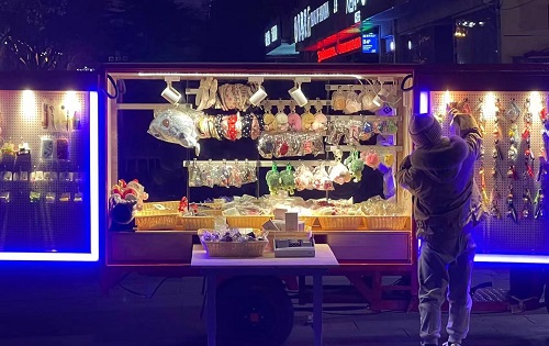 多一份好的收入，移動(dòng)潮品店兼容并包，讓加工人員也可以這樣掙錢