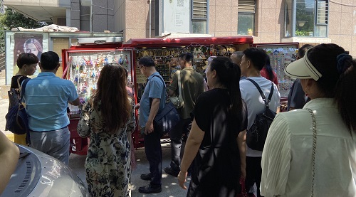 飾品加工廠+移動潮品店，讓大家一起做手工掙錢 ------ 記石家莊項目考察團隊到手工之家考察合作