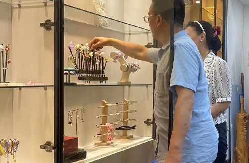 有朋自遠(yuǎn)方來，只為手工而相聚 ------ 記石家莊和甘肅的朋友來到手工之家學(xué)習(xí)考察