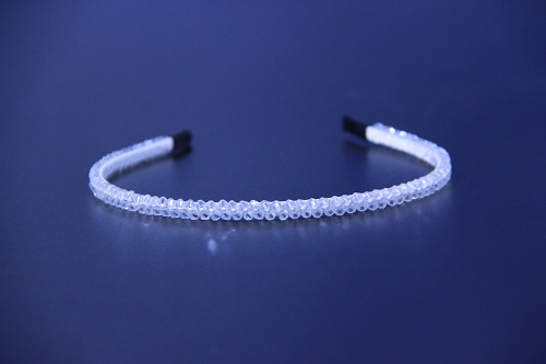 10月31日，手工活外發(fā)一手貨源，開飾品加工廠，居家靈活就業(yè)創(chuàng)業(yè)好選擇，與手工之家合作，收入長久穩(wěn)定，圖為串珠米珠繡手工產(chǎn)品剪影