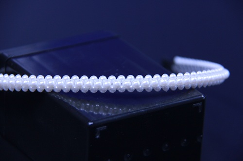 11月6日，在家里就能賺錢的工作，開飾品加工廠，居家靈活就業(yè)好副業(yè)，可信可靠，手工之家的合作人員有多少，圖為串珠米珠繡手工產(chǎn)品剪影