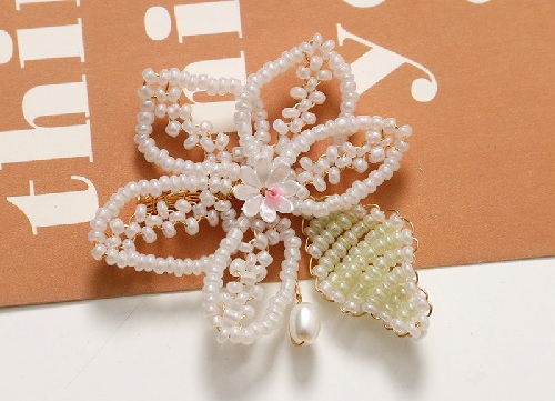 12月7日，附近有沒有兼職手工活，在家做的手工副業(yè)，開飾品加工廠，在手工之家，真實真誠是大家信任的基石，圖為飾品類串珠手工產(chǎn)品剪影