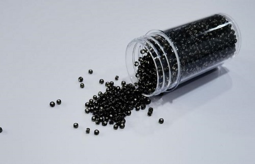 4月21日，外發(fā)手工活正規(guī)平臺，適合的串珠手工項(xiàng)目，開飾品加工廠，在手工之家，不管什么情況，服務(wù)都很好，圖為純手工串珠一款繡珠剪影