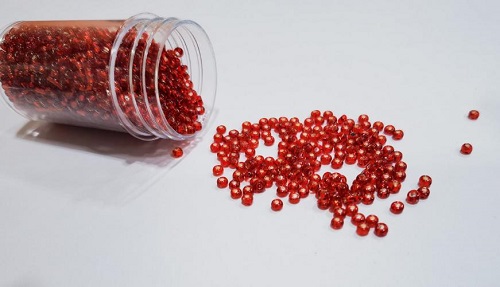 6月7日，在家就能賺錢的工作，兼職手工活外發(fā)加工在家可做，在家做手工，靈活就業(yè)創(chuàng)業(yè)，開手工加工廠，在手工之家，良好服務(wù)有了長久合作，圖為串珠米珠繡手工材料剪影