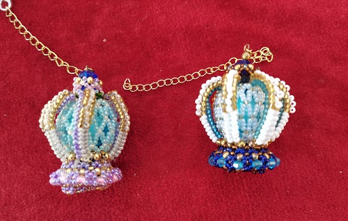 11月25日，手工活外發(fā)加工可靠嗎？靈活就業(yè)自由創(chuàng)業(yè)好手工，小成本創(chuàng)業(yè)做手工傳承官，與手工之家合作，真誠讓大家長期合作，圖為串珠米珠繡純手工產(chǎn)品剪影