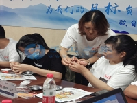 春暖花開的時節(jié)，適合大家早起做珠繡加工手工活