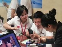 建設(shè)美麗鄉(xiāng)村，寄料在家加工勵志珠珠繡手工活，你我皆可出力