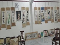 5月3日，手工活接單平臺(tái)，手工兼職招聘帶回家做，珠繡產(chǎn)品讓手工之家和加工人員更好共贏，圖為勵(lì)志珠珠繡手工產(chǎn)品剪影