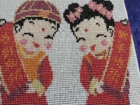 8月3日，純手工活代加工，農(nóng)村手工活加工項目，做手工之家的外發(fā)手工活是一件幸福的事，圖為勵志珠珠繡串珠手工產(chǎn)品剪影