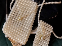 11月10日，靈活就業(yè)創(chuàng)業(yè)，可靠的手工項(xiàng)目，手工之家這個(gè)可以寄到家做的手工要求并不高，圖為勵(lì)志珠珠繡串珠手工產(chǎn)品剪影